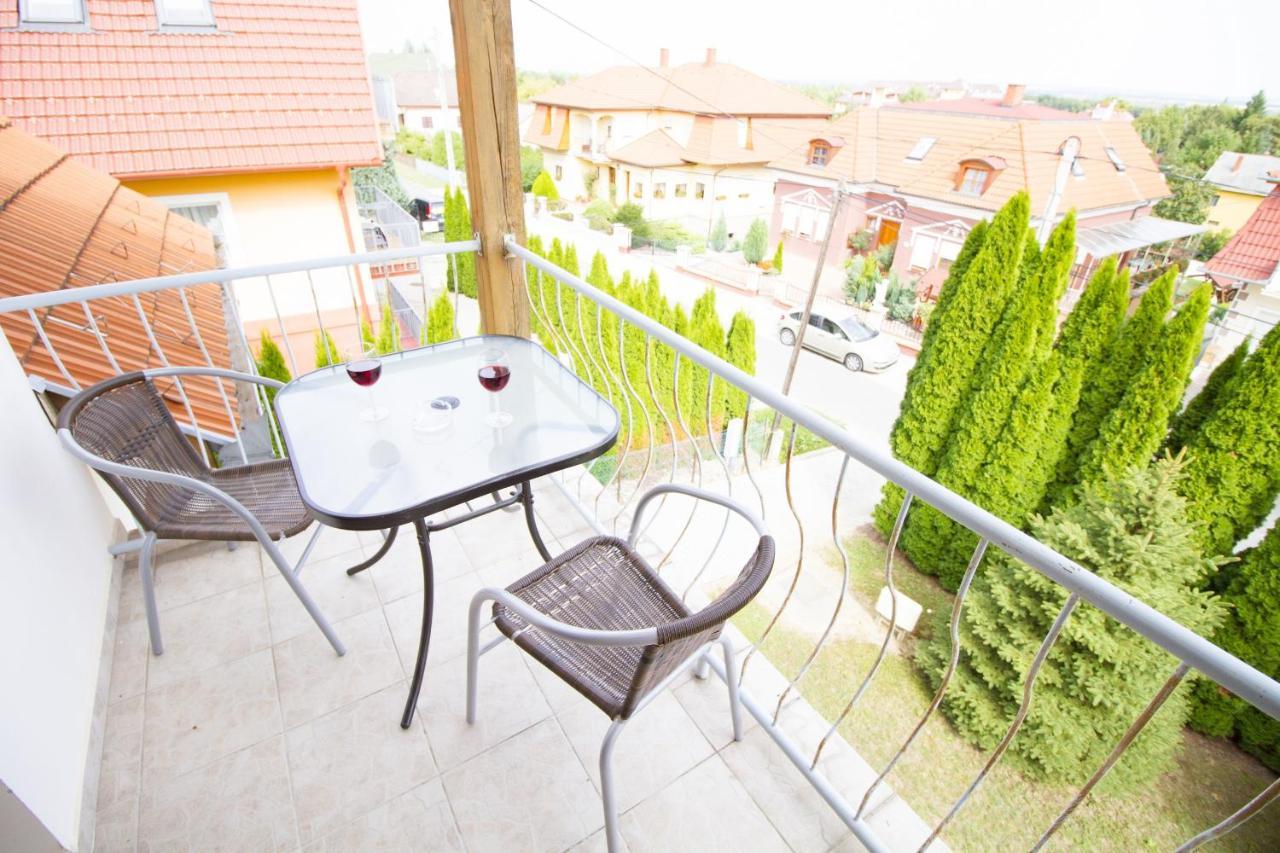 Relax Apartment House ซาลาคาโรส ภายนอก รูปภาพ